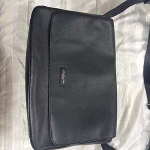 Michael Kors Cooper Pebbled Leather Messenger Bag in Black